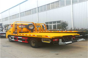 泽州附近拖车救援搭电